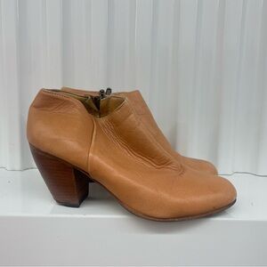 Dieppa Restrepo Tan Ankle Boots Size 8 1/2
